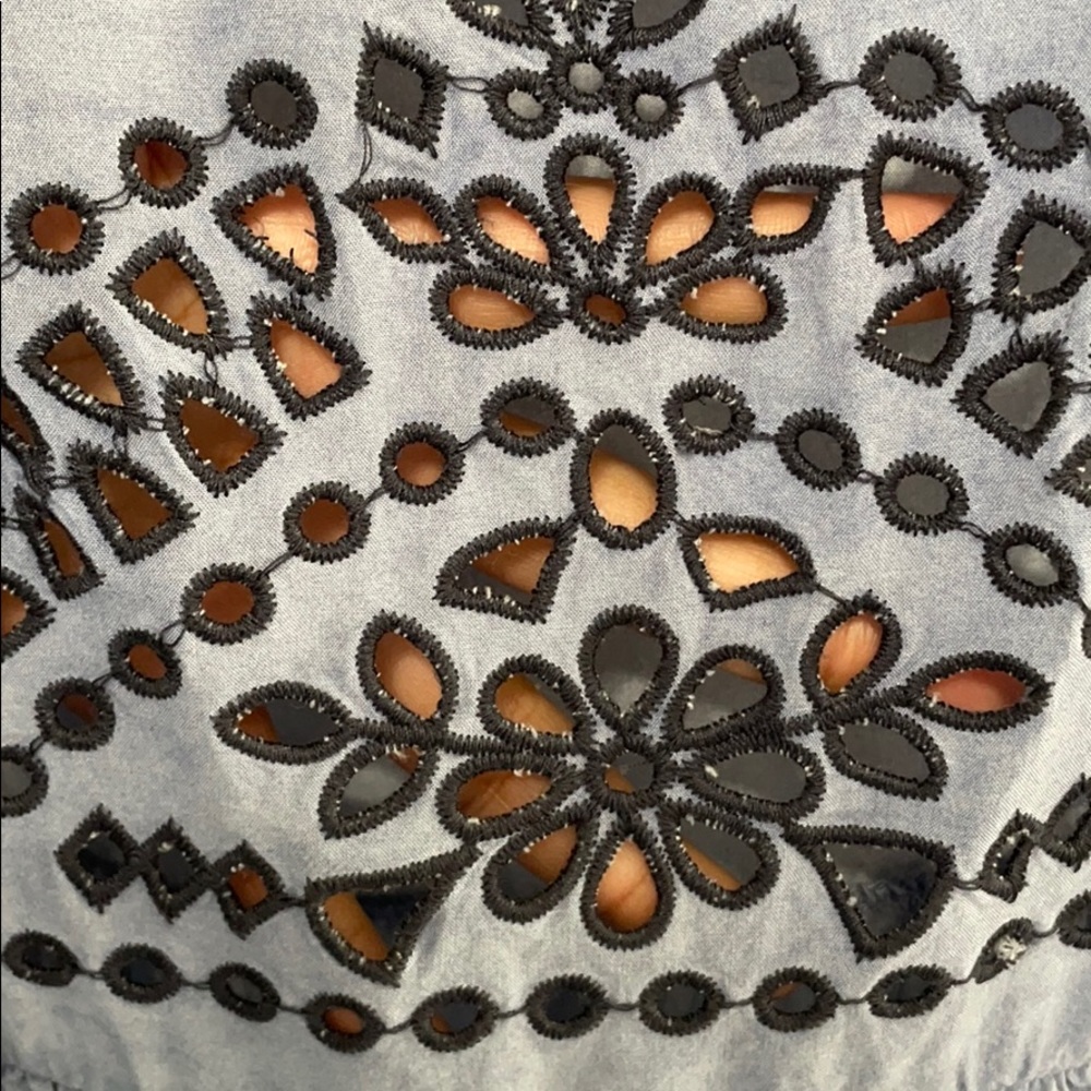 Flowy top - Picture 3 of 3